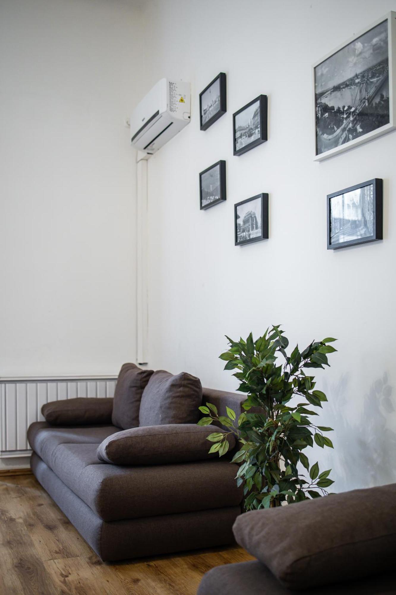 Real Apartments Lovag Budapest Ngoại thất bức ảnh