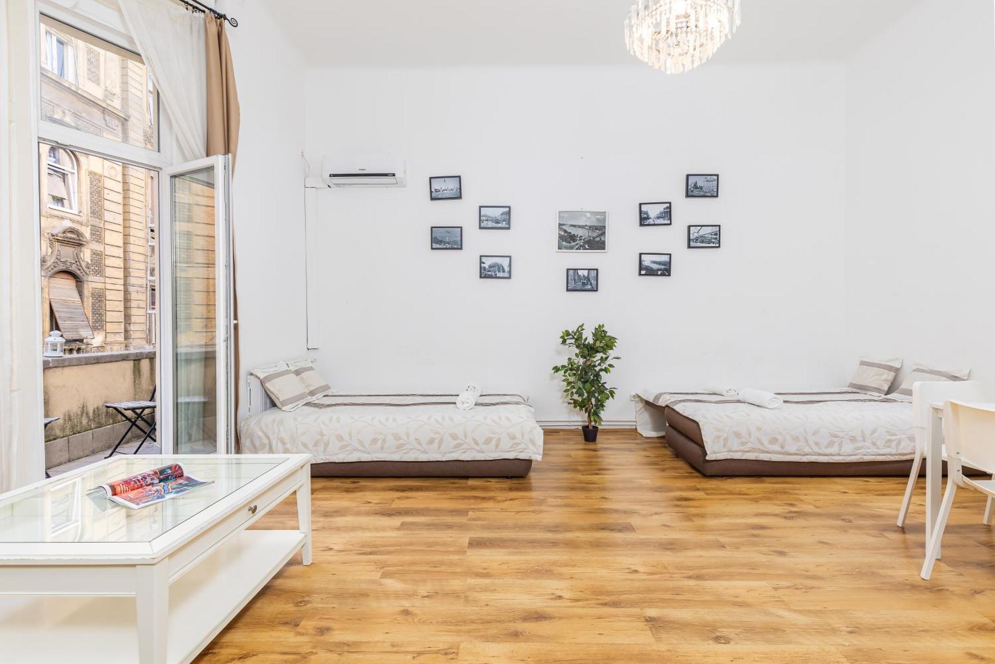 Real Apartments Lovag Budapest Ngoại thất bức ảnh